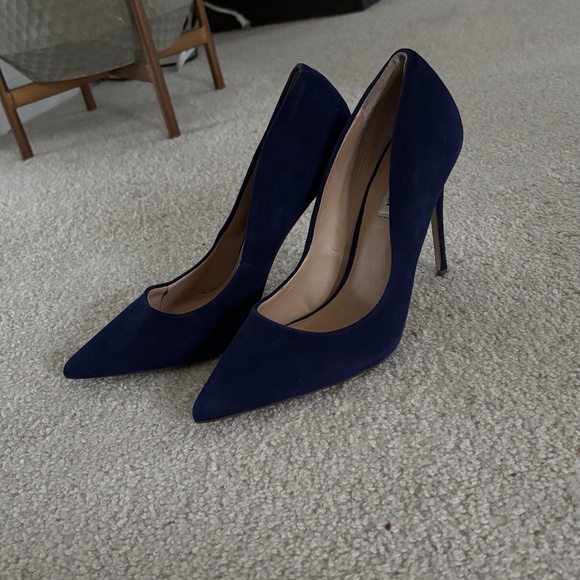 Steve Madden Daisie Pump - Navy Suede - Picture 1 of 3